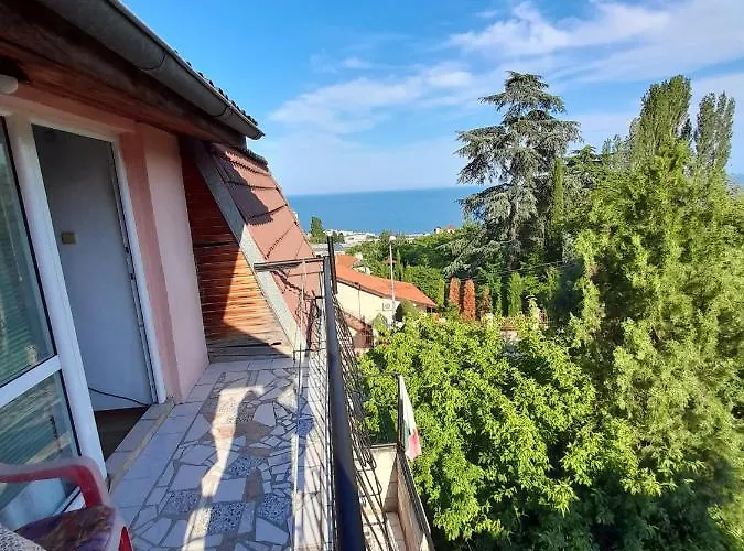 崔凯亚别墅酒店