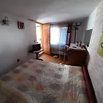 Pensión Trakia 2*