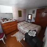 Pensión Trakia 2*