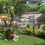 Trakia 2* Golden Sands