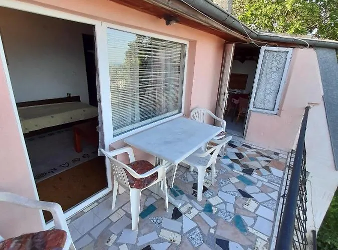 Trakia 2* Golden Sands